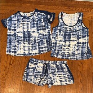 Lucky Brand Blue Tie-Dye Women's 3 Piece Pajama Set - Medium